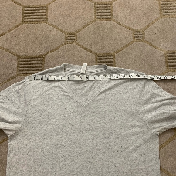 NWOT Canvas V-Neck Tee - Picture 5 of 7